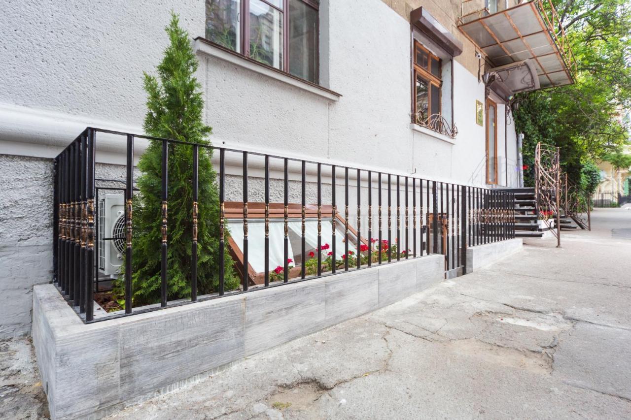 Comfortable Bunker Self Check-In 24 7 Odesa Exterior foto