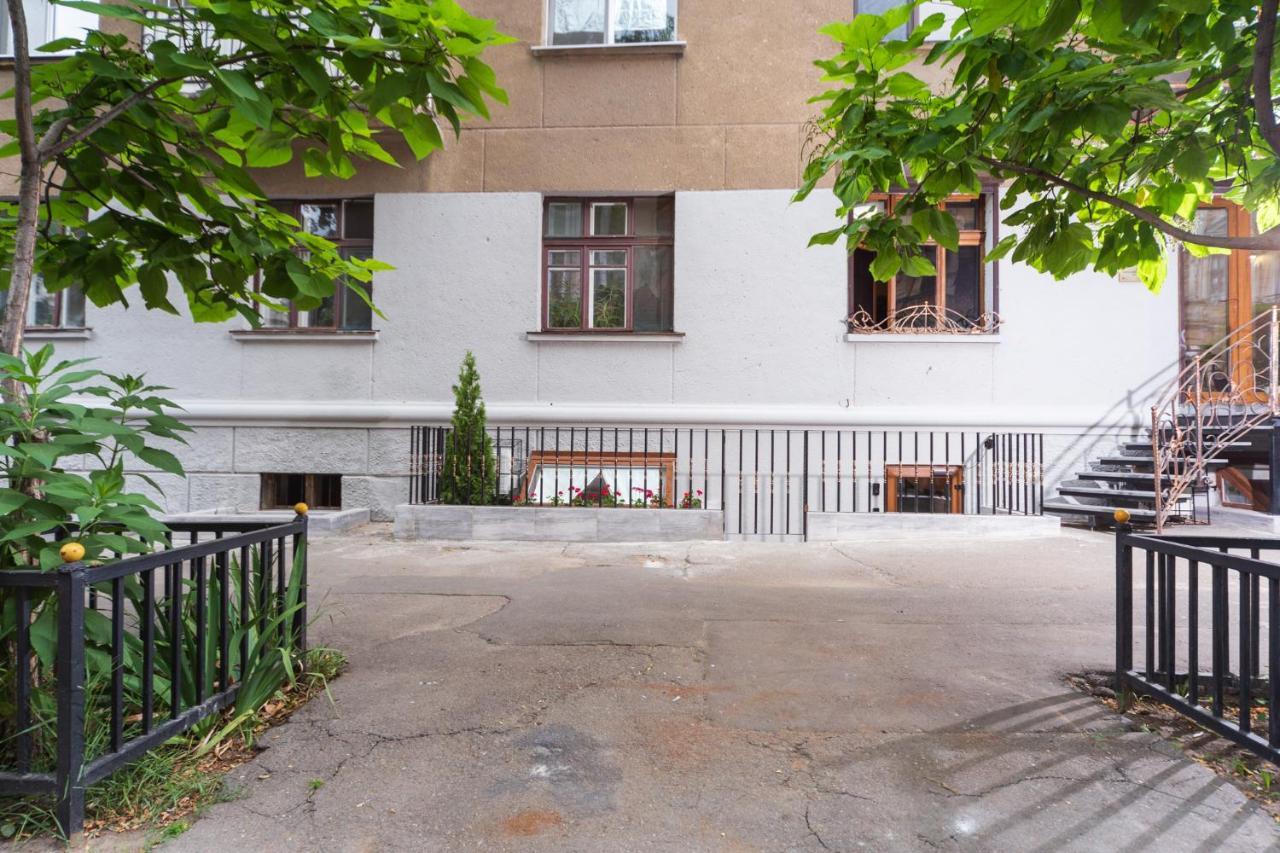 Comfortable Bunker Self Check-In 24 7 Odesa Exterior foto